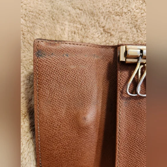 Authentic Louis Vuitton Multicles Key Chain Case Holder Wallet - Picture 7 of 13